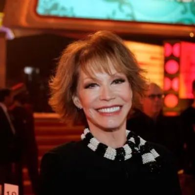 Mary Tyler Moore Net Worth