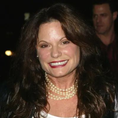 Kay Lenz Net Worth