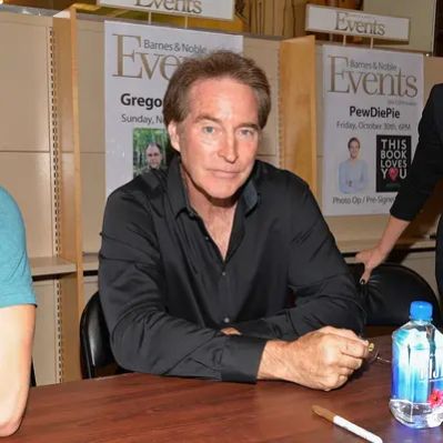 Drake Hogestyn Net Worth