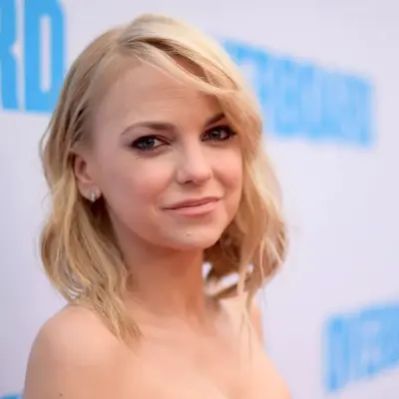 Anna Faris Net Worth