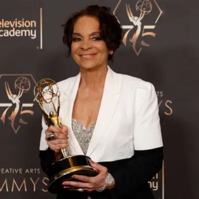 Jasmine Guy Net Worth