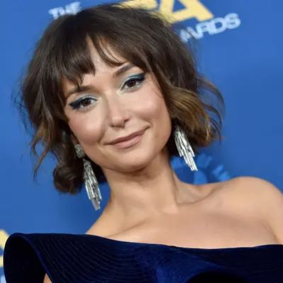 Milana Vayntrub Net Worth