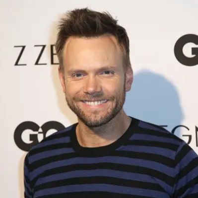 Joel McHale Net Worth