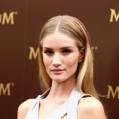 Rosie Huntington-Whiteley Net Worth