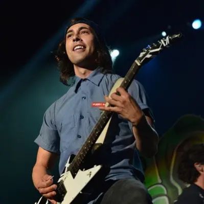 Vic Fuentes Net Worth