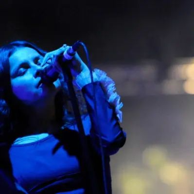 Hope Sandoval Net Worth