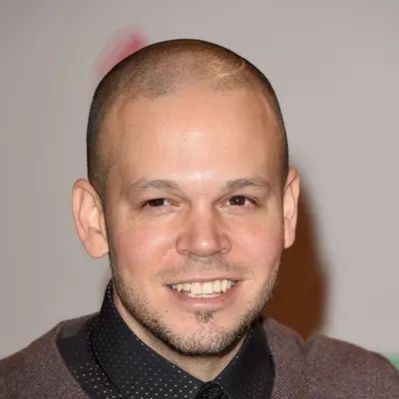 Residente Net Worth