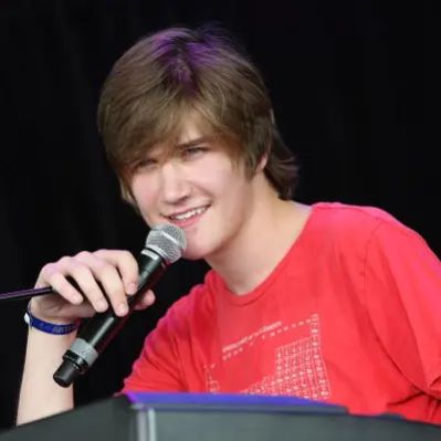 Bo Burnham Net Worth