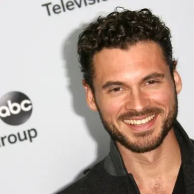 Adan Canto Net Worth