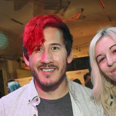 Mark Edward Fischbach Net Worth