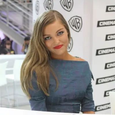 Lili Simmons Net Worth