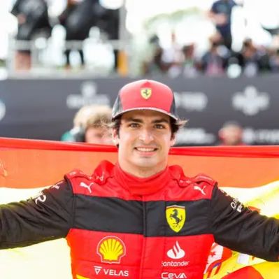 Carlos Sainz Jr. Net Worth